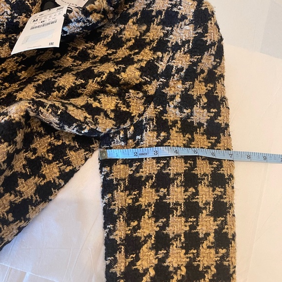 Zara Cropped Textured Blazer - Picture 6 of 9